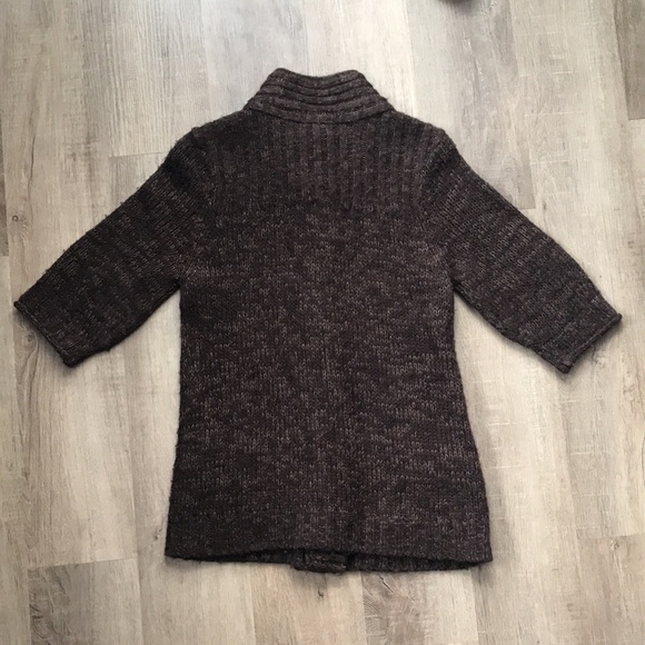 Brown cardigan with large buttons 3/4 length sleeve & pockets - Picture 3 of 10